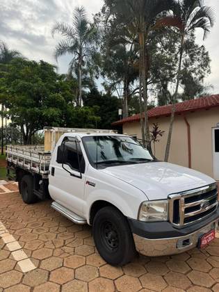FORD F-350 2.8 TURBO INTERCOOLER DIESEL 2P MANUAL FORD F-350 2.8 TURBO INTERCOOLER DIESEL 2P MANUAL